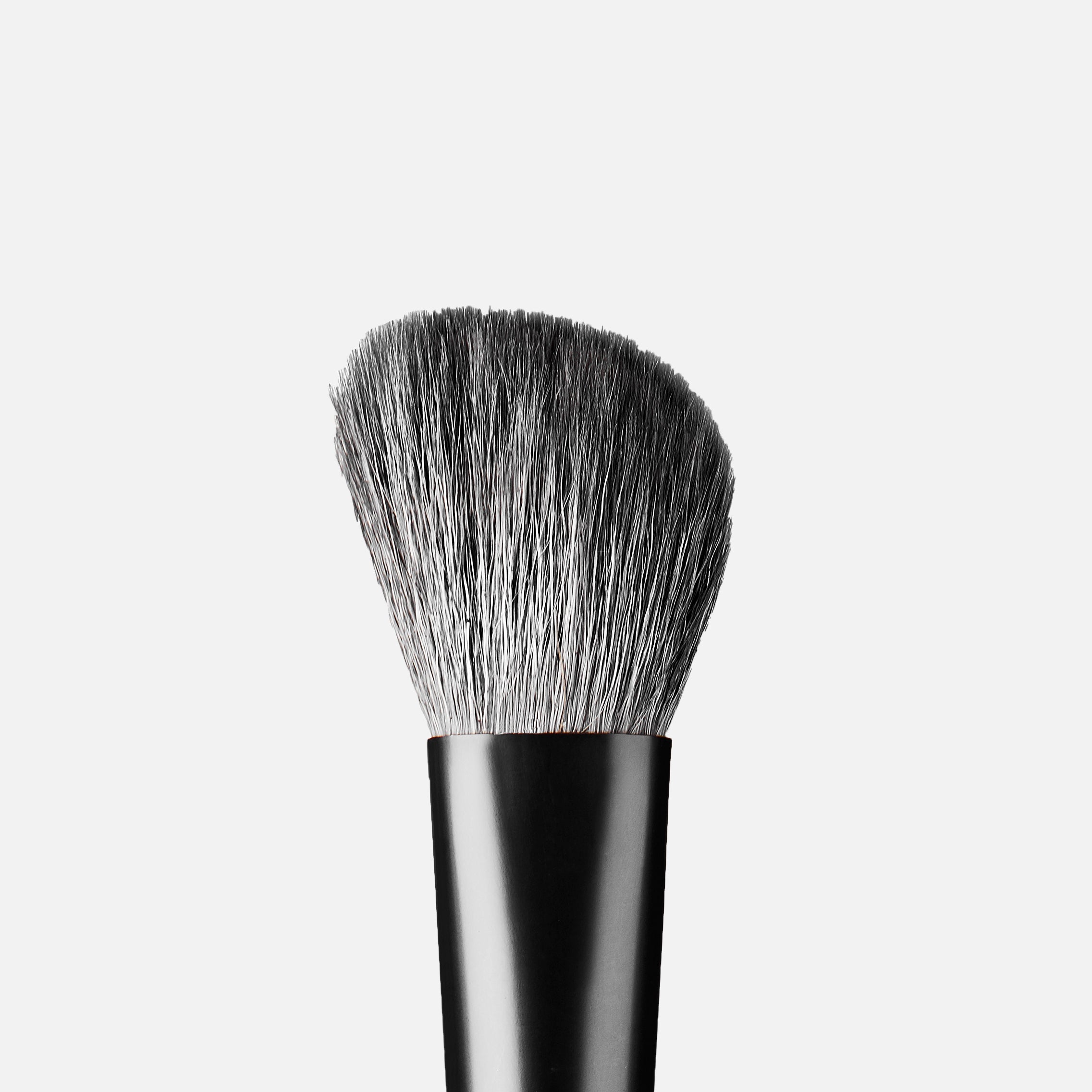 Angled Contour Brush 34