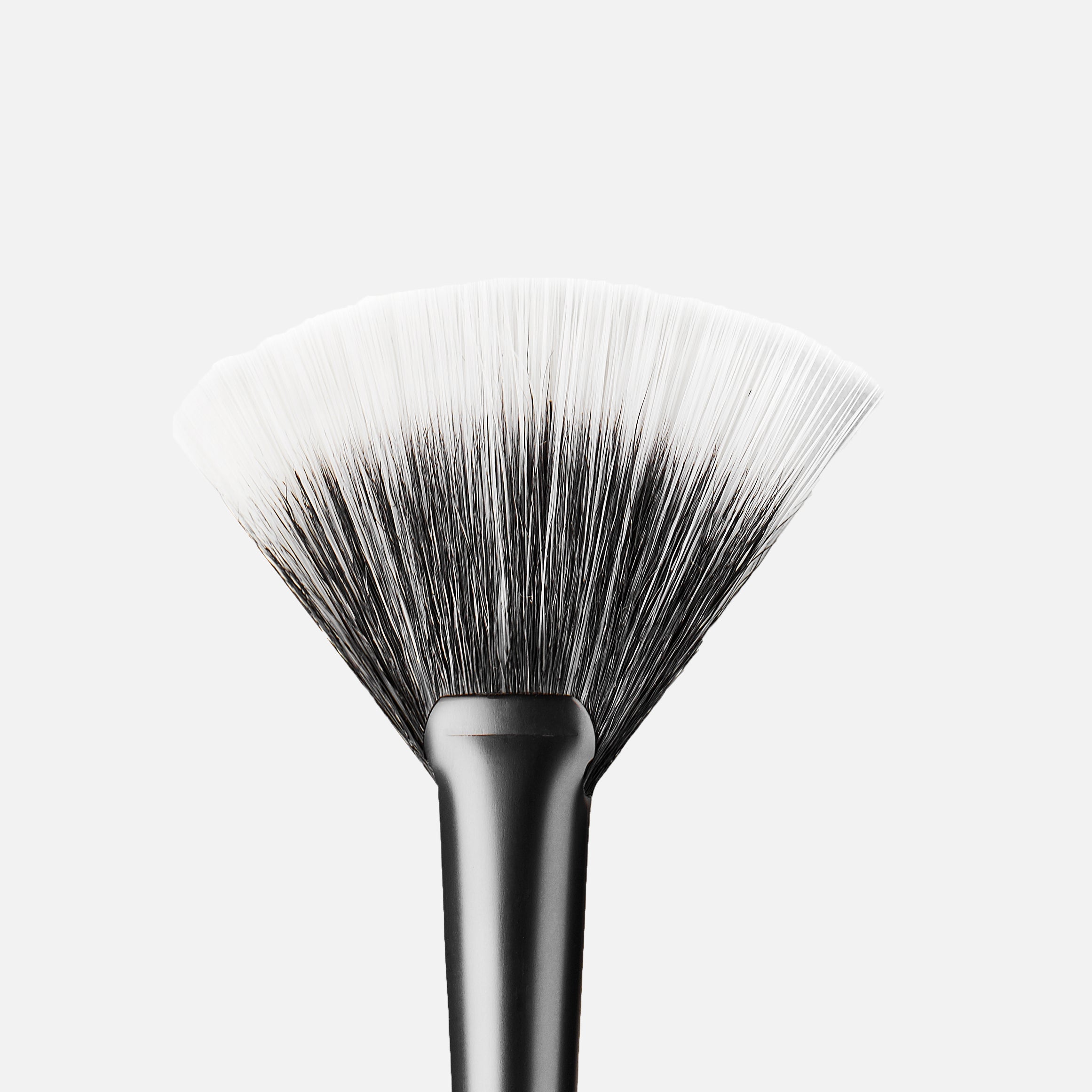 Duo Fiber Fan Brush 36